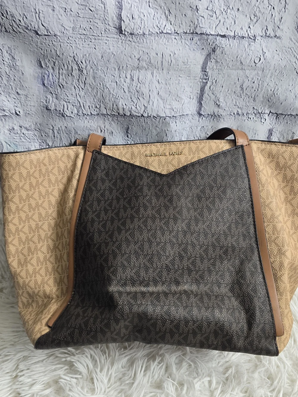 Michael Kors Mobwife Whitney Two-Tone Brown Logo Small Designer Tote Bag